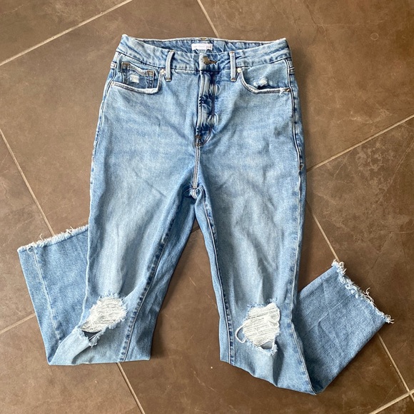Good American Denim - Good American distressed straight leg jeans size 8